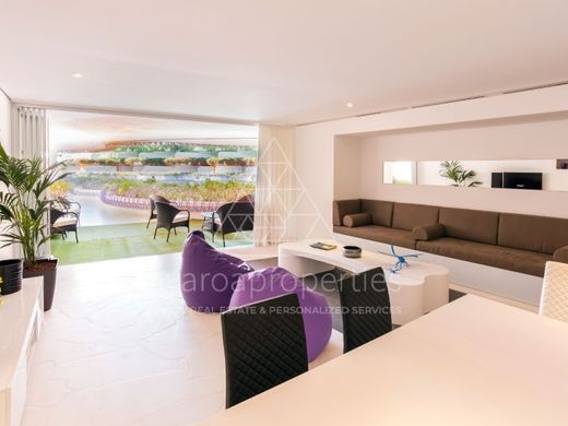 Apartment / Etagenwohnung in Ibiza, Balearen Inseln