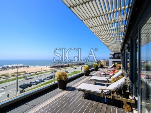 بنتهاوس ﻓﻲ فيلا نوا دغايا
, Vila Nova de Gaia