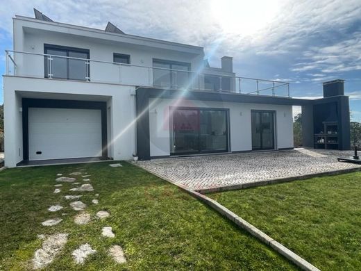 Detached House in Caldas da Rainha, Distrito de Leiria