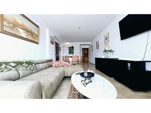 Piso / Apartamento en Neapoli, Lemesós