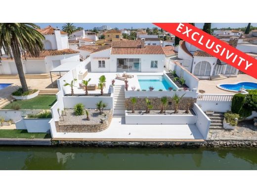 Πολυτελή κατοικία σε Empuriabrava, Província de Girona