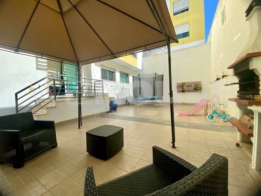 Daire Palmela, Distrito de Setúbal