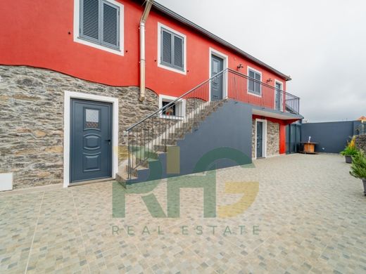 단독 저택 / Calheta, Madeira