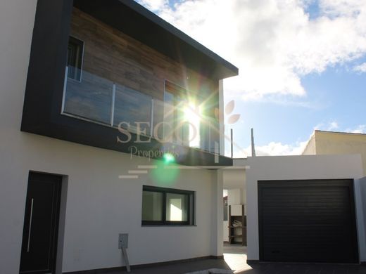 بيت مستقل ﻓﻲ Setúbal, Distrito de Setúbal