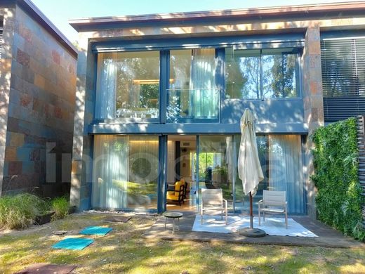 Villa Plurifamiliare a Tróia, Grândola