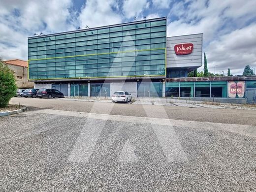 Oficina en Torres Novas, Santarém