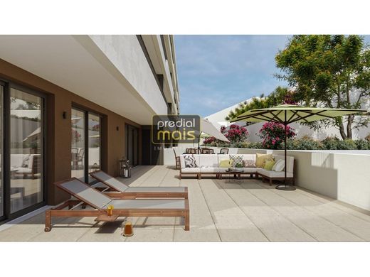 Apartment / Etagenwohnung in Vila Nova de Gaia, Distrito do Porto