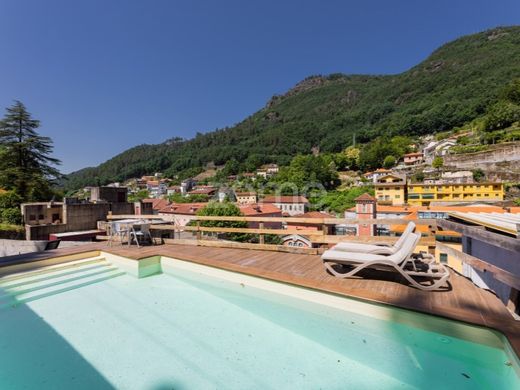 Terras de Bouro, Distrito de Bragaのアパートメント・コンプレックス