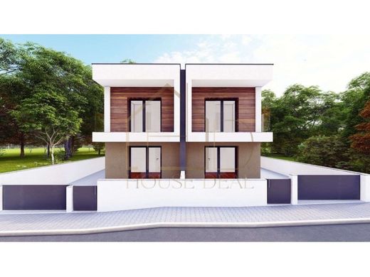 Элитный дом, Seixal, Distrito de Setúbal