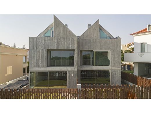 Mehrfamilienhaus in Cascais, Lissabon