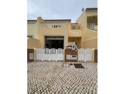 Chalet Pareado en Vila Real de Santo António, Faro