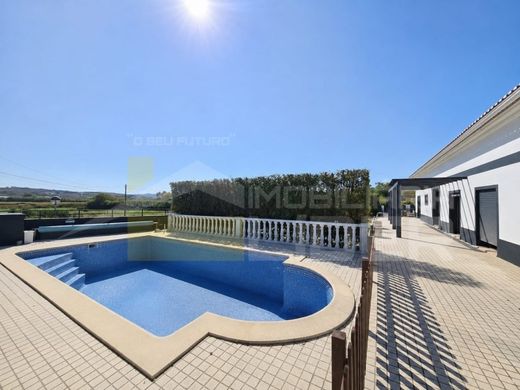 Luxury home in Torres Vedras, Lisbon