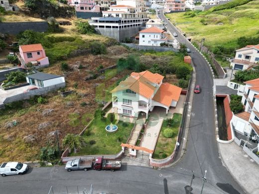 ‏בית חד-משפחתי ב  Calheta, Madeira