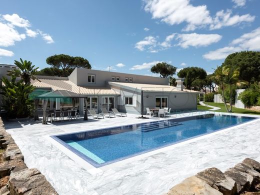 Dom jednorodzinny w Loulé, Distrito de Faro