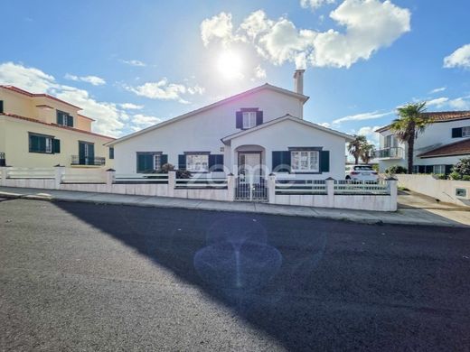 Casa de lujo en Ponta Delgada, Azores