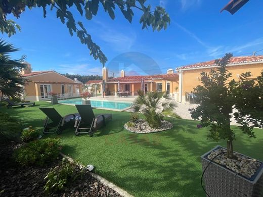 Casa Independente - Caldas da Rainha, Leiria