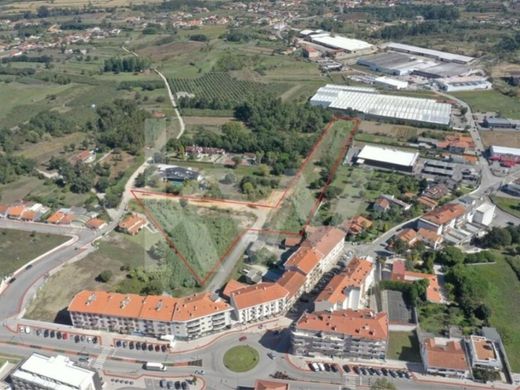 Grond in Oliveira do Bairro, Distrito de Aveiro