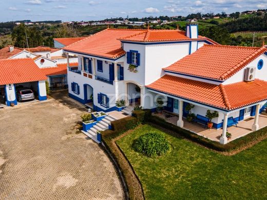 Luxury home in Alcobaça, Distrito de Leiria