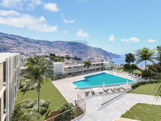 Funchal, Madeiraのアパートメント