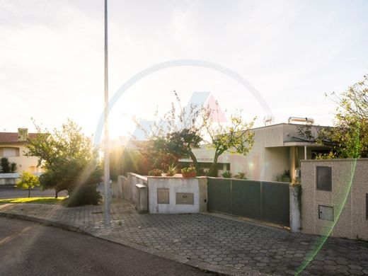 Luxury home in Oliveira de Azeméis, Aveiro