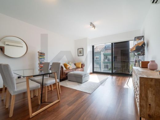 Apartment / Etagenwohnung in Lissabon, Lisbon