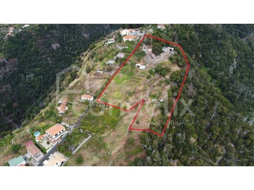 Land in Santa Cruz, Madeira