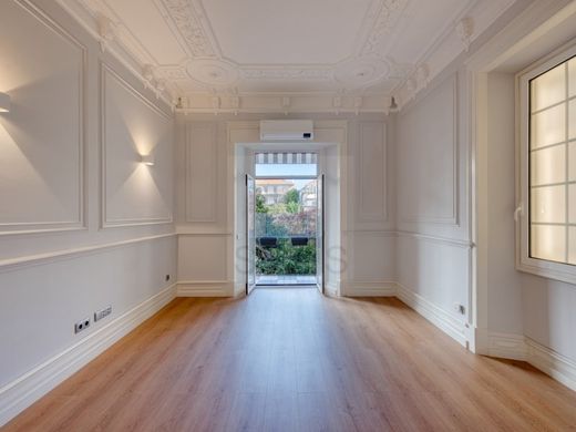 Apartament w Avenidas Novas, Lisbon