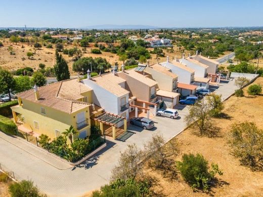 Willa wielorodzinna w Albufeira, Distrito de Faro