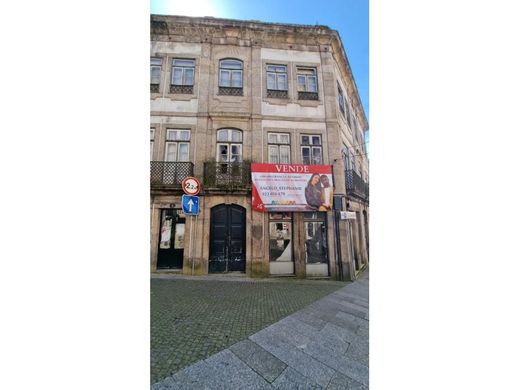 Edificio en Guimarães, Braga