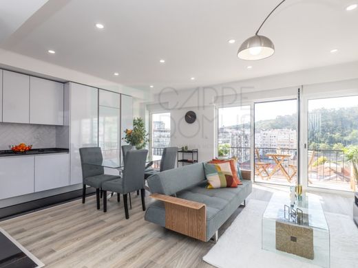 ﺷﻘﺔ ﻓﻲ Benfica, Lisbon