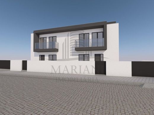 ‏וילה רב-משפחתית ב  וילה נובה דה גאיה
, Vila Nova de Gaia