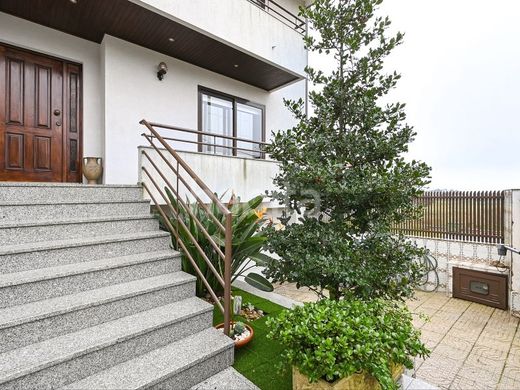Casa di lusso a Vila Nova de Gaia, Oporto