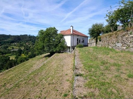 Landhaus / Bauernhof in Paredes de Coura, Distrito de Viana do Castelo