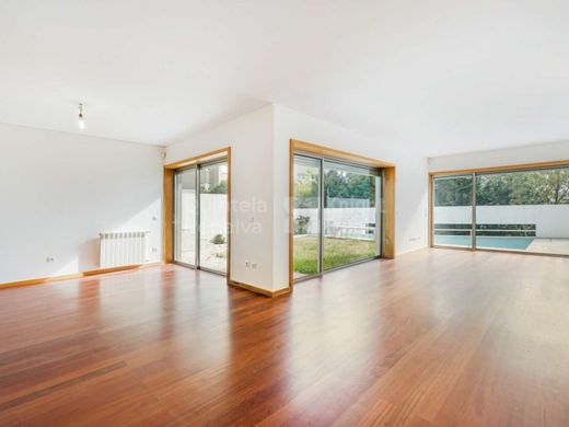 Semidetached House in Porto, Distrito do Porto