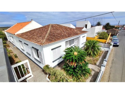 Luxus-Haus in Ribeira Grande, Azores