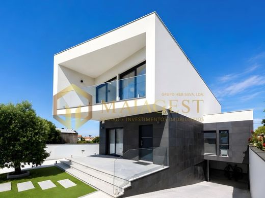 Luxury home in Vila Nova de Gaia, Distrito do Porto