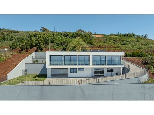 Luxury home in Machico, Madeira