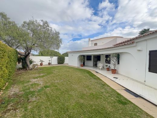 Casa di lusso a Faro, Distrito de Faro