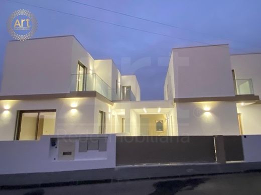 단독 저택 / Torres Vedras, Distrito de Lisboa