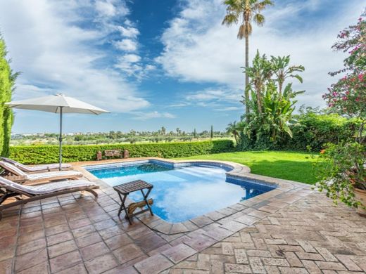 Villa in Bormujos, Province of Seville