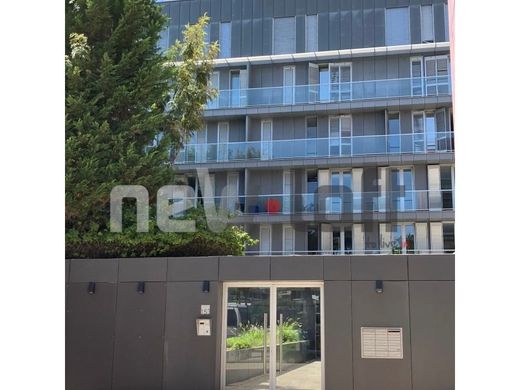 Apartment / Etagenwohnung in Cascais, Lissabon