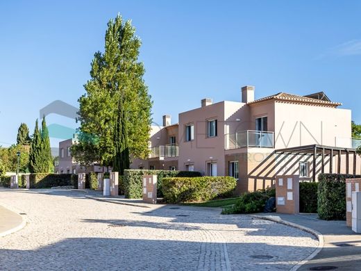 Semidetached House in Lagoa, Distrito de Faro