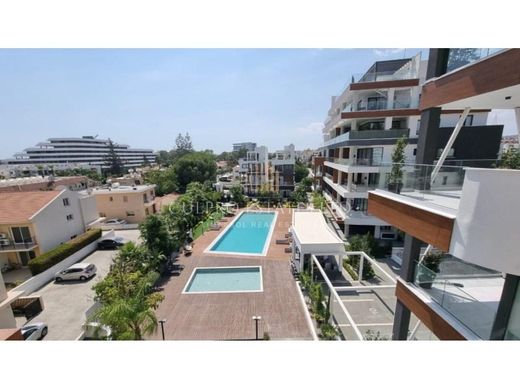 Apartment / Etagenwohnung in Germasógeia, Limassol District