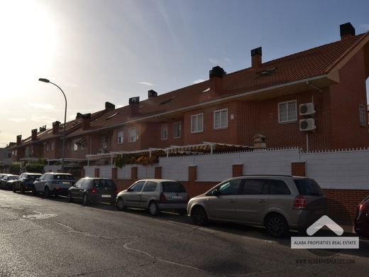 Casa de lujo en Alcalá de Henares, Provincia de Madrid