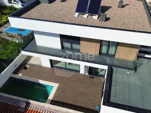 Luxury home in Odivelas, Lisbon