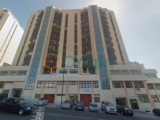 Oficina en Ajuda, Oeiras