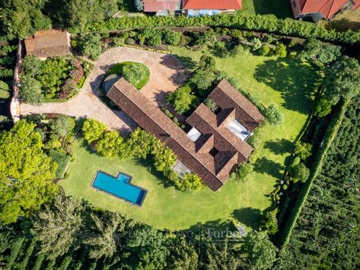 Πολυτελή κατοικία σε Santo Domingo, Provincia de Heredia