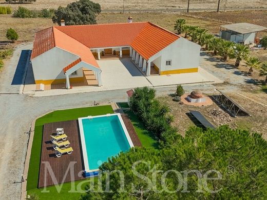 Rural or Farmhouse in Montemor-o-Novo, Montemor-O-Novo