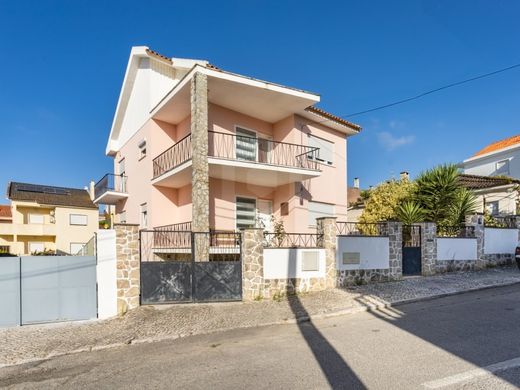Detached House in Seixal, Distrito de Setúbal