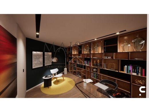 ヴィラ・ノヴァ・デ・ガイア
, Vila Nova de Gaiaのマルチファミリーヴィラ